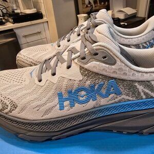 Hoka Women’s Challenger ATR 7 Wide Size 9D 1134500/SRDST Hiking Trail Running